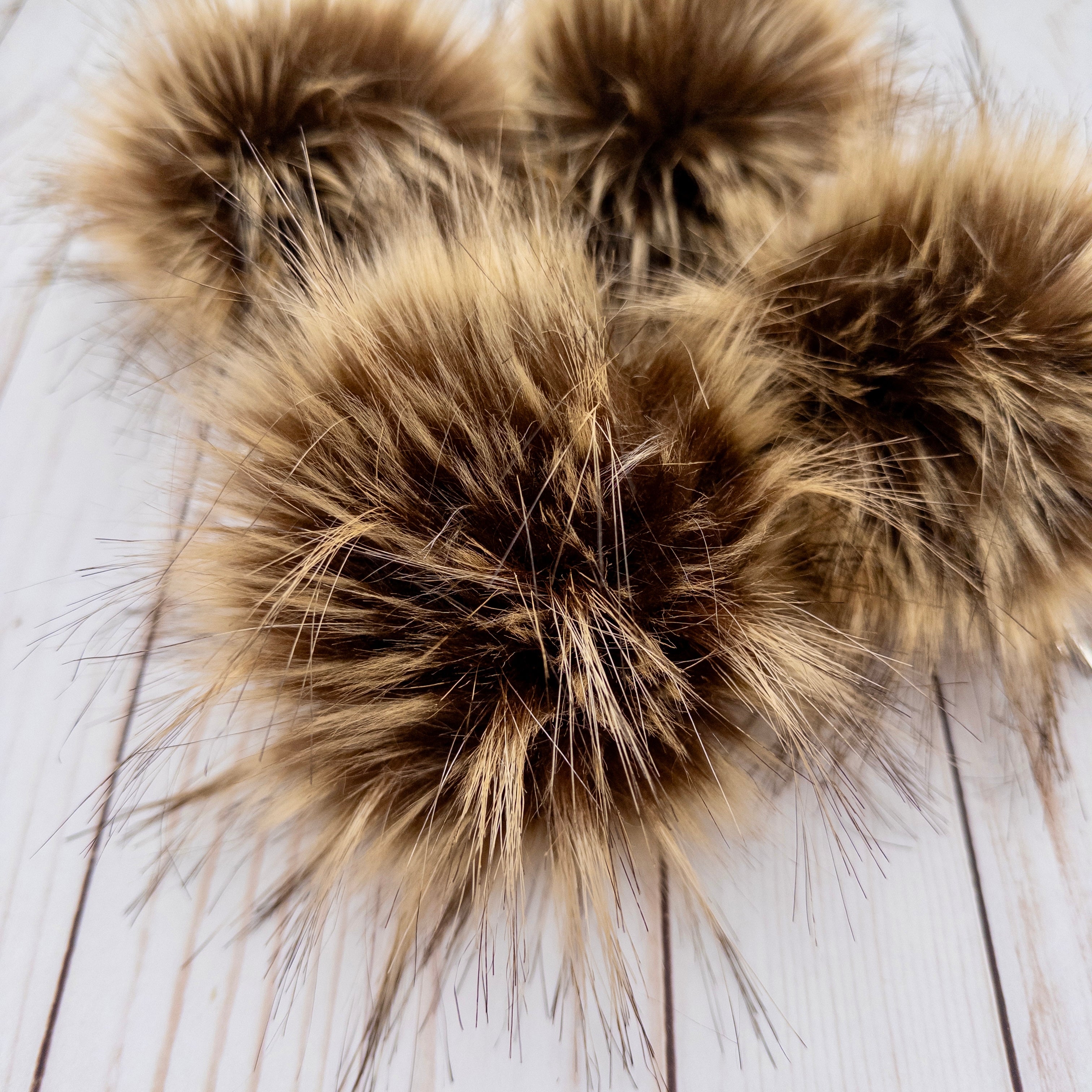 Sahara Fox Lux Faux Fur Quick Connect Pom Pom