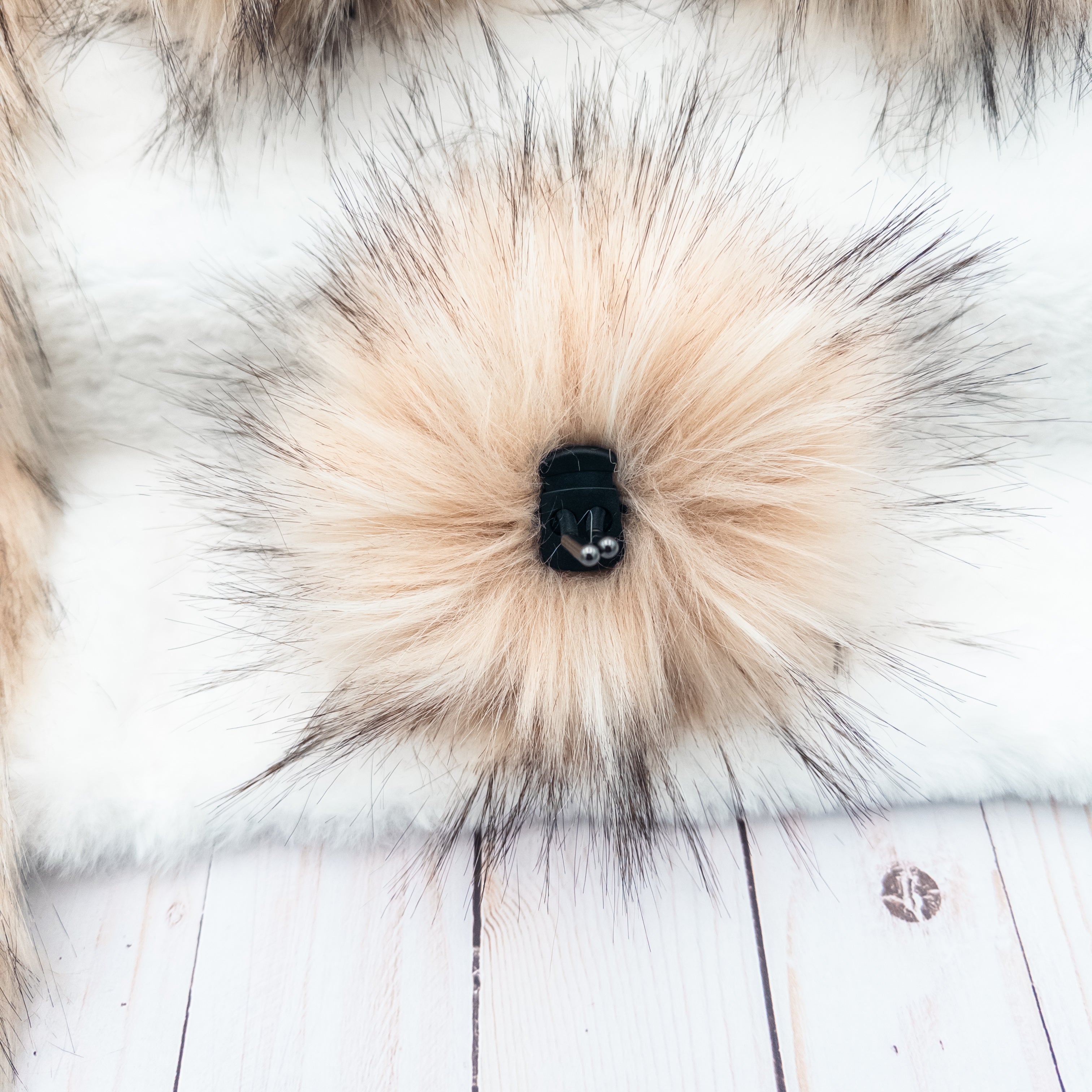 Champagne Super Lux Faux Fur Quick Connect Pom Pom