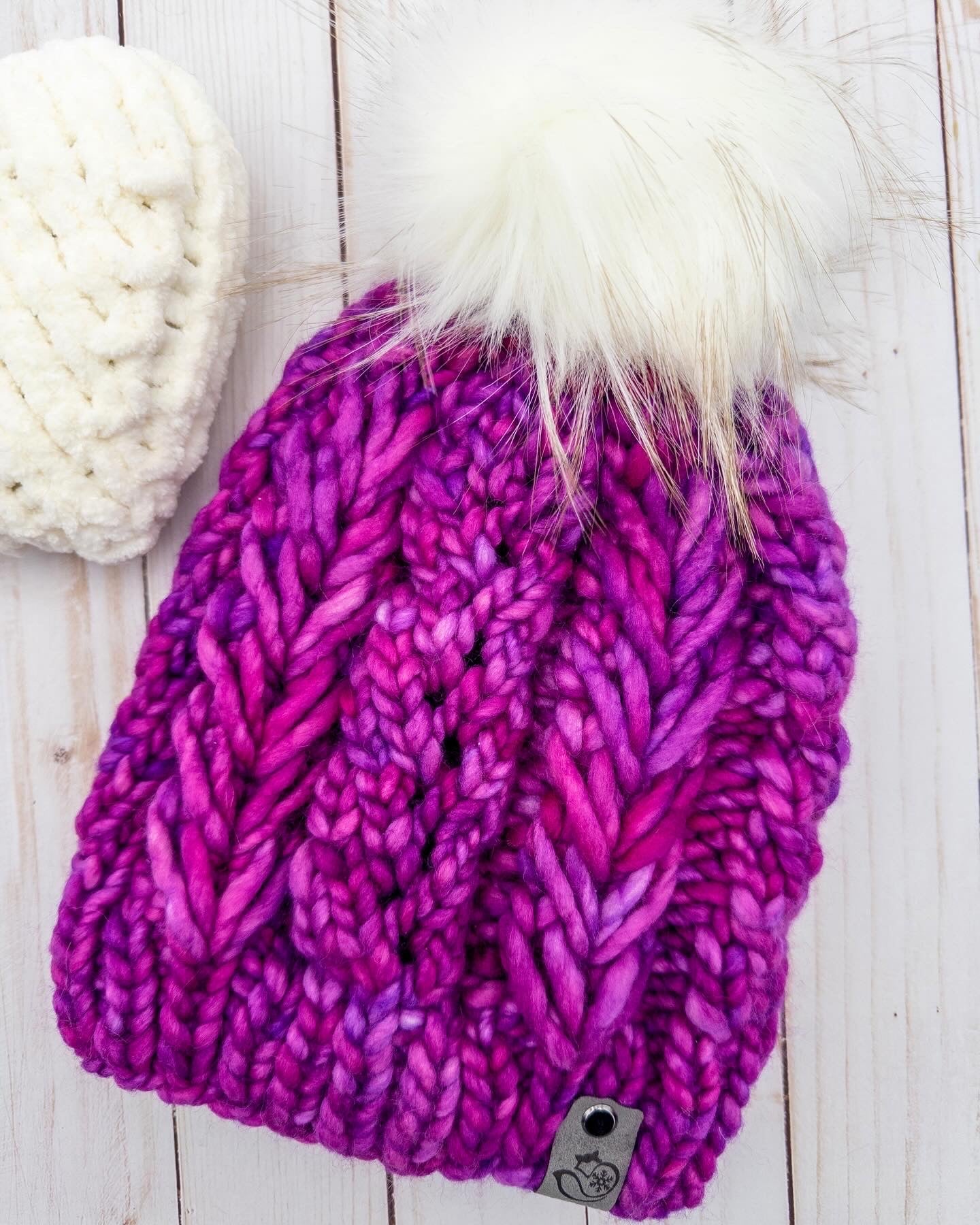 Hearts and Lace Merino Wool Beanie in Baya Electrica