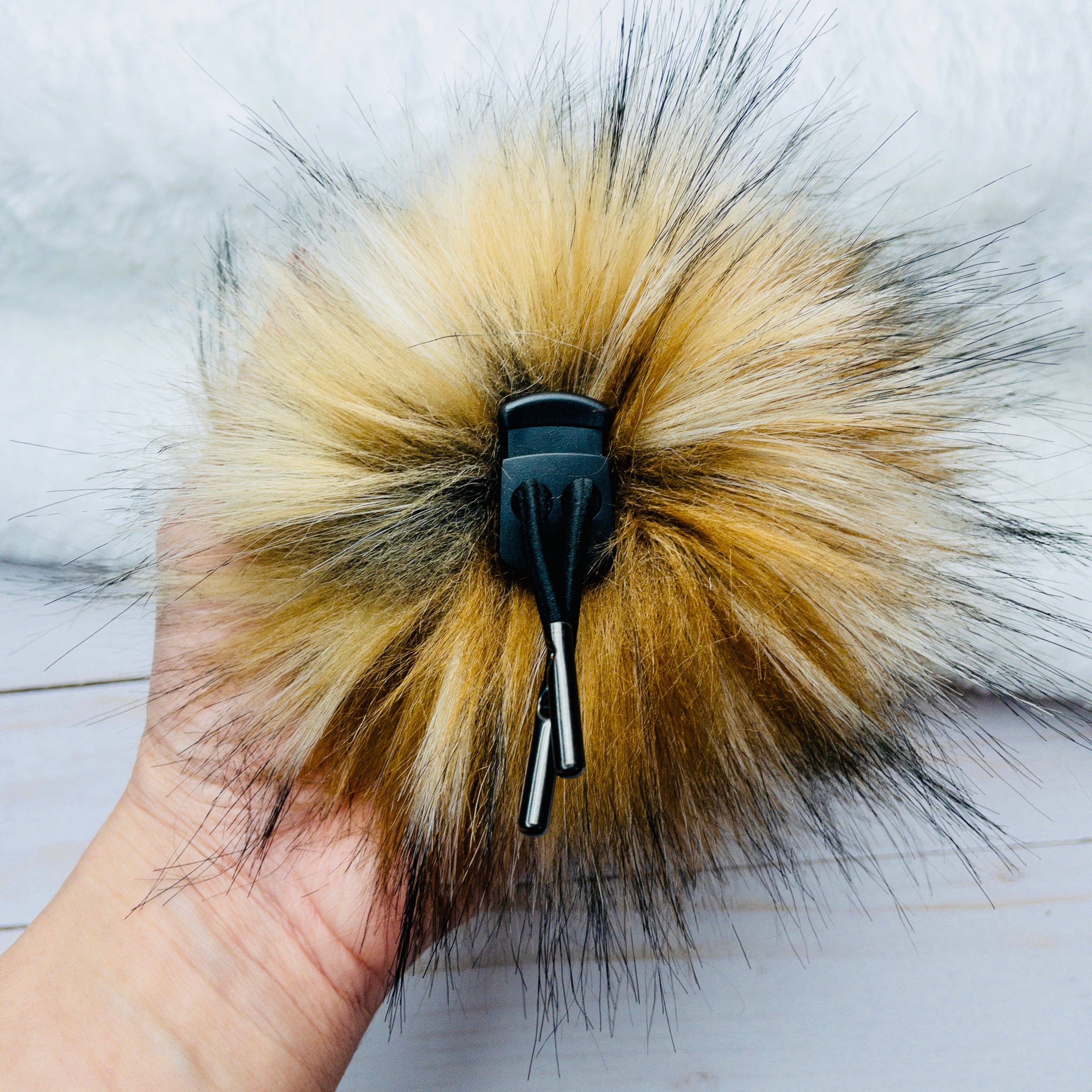 Sea Salted Caramel Lux Faux Fur Quick Connect Pom Pom