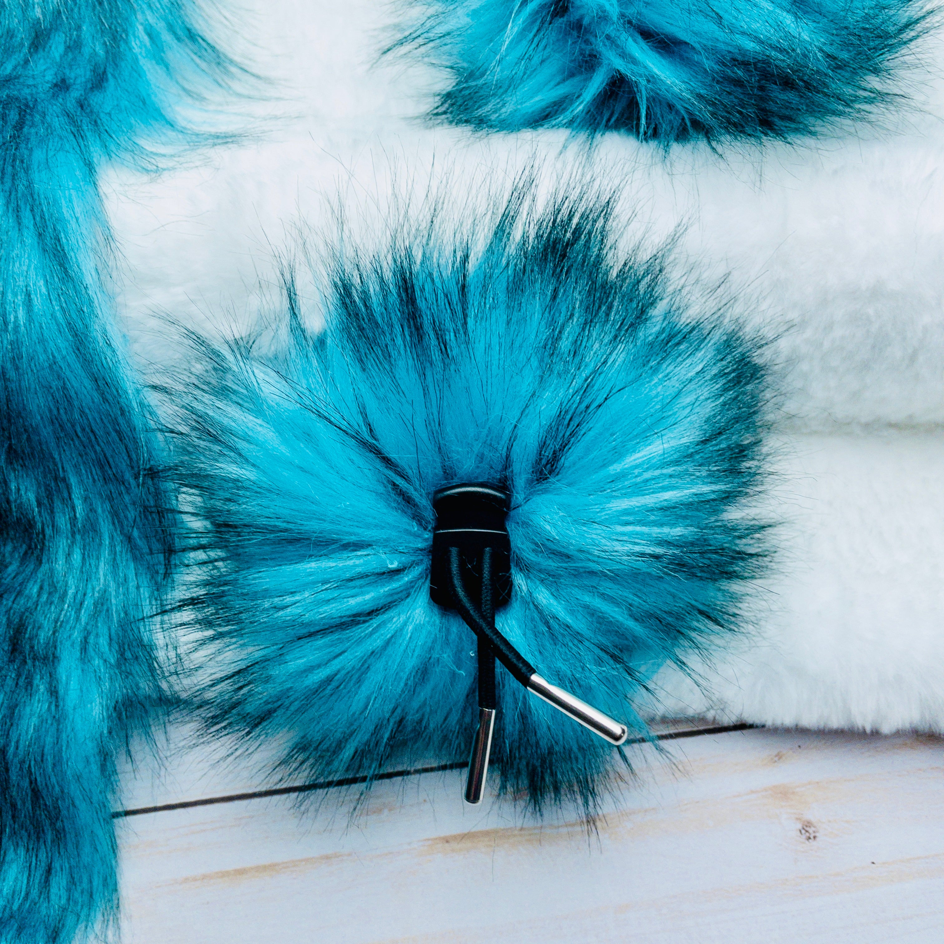 Turquois Husky Lux Faux Fur Quick Connect Pom Pom
